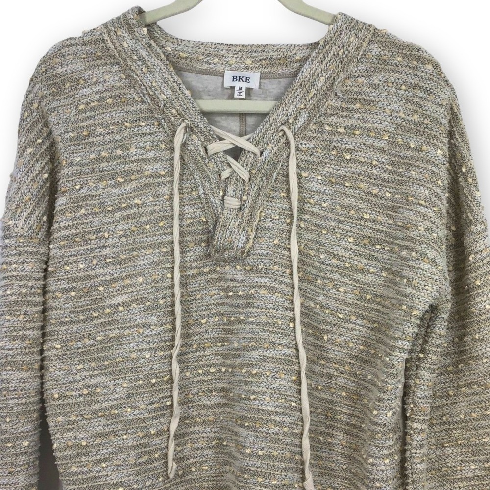 BKE Lace Up V Neck Sweater Oatmeal Beige Speckled Knit Pullover M Boho Western